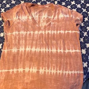 MAUVE/SALMON PINK AND WHITE V-NECK TEE